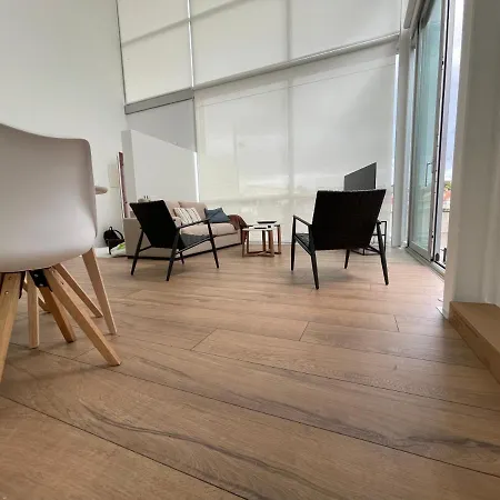 Oktheway Perbes House *