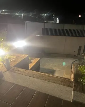 Semesterbostad Oktheway Perbes House